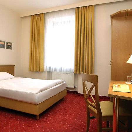 Stadthotel ארדינג מראה חיצוני תמונה