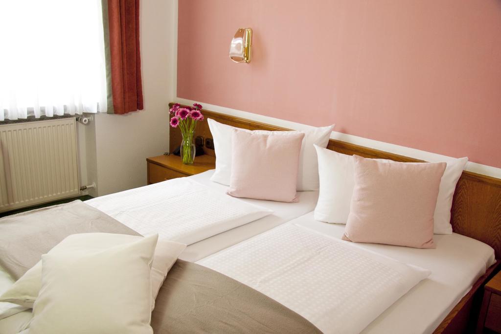 Stadthotel ארדינג מראה חיצוני תמונה