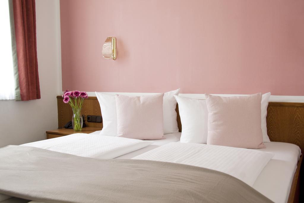 Stadthotel ארדינג מראה חיצוני תמונה