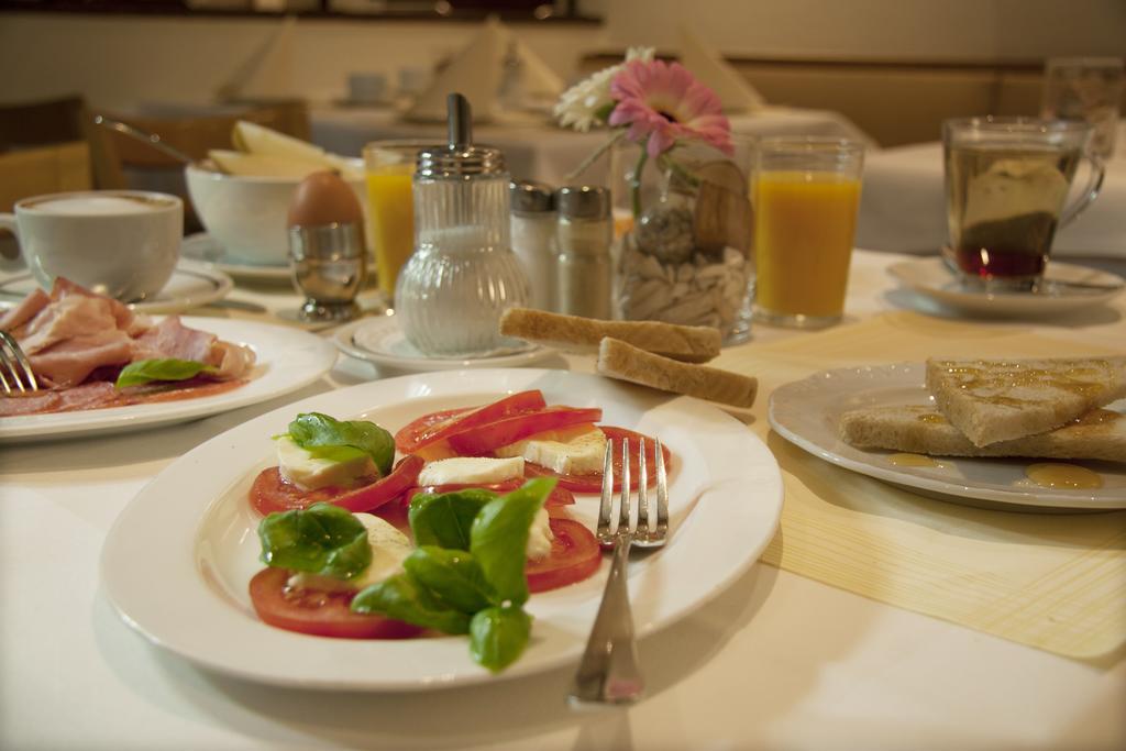 Stadthotel ארדינג מראה חיצוני תמונה