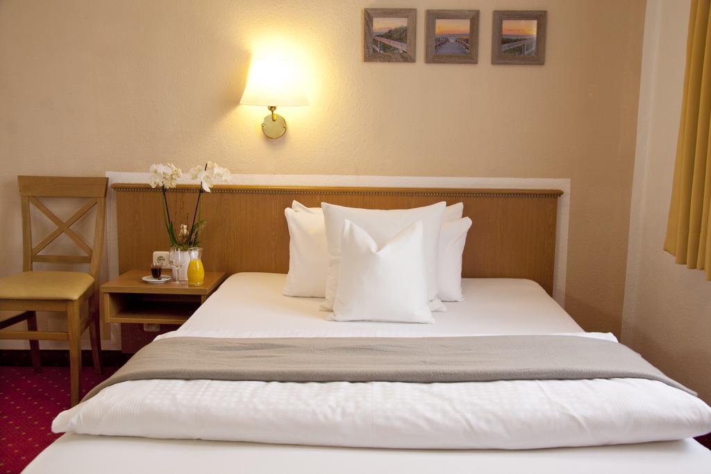 Stadthotel ארדינג מראה חיצוני תמונה